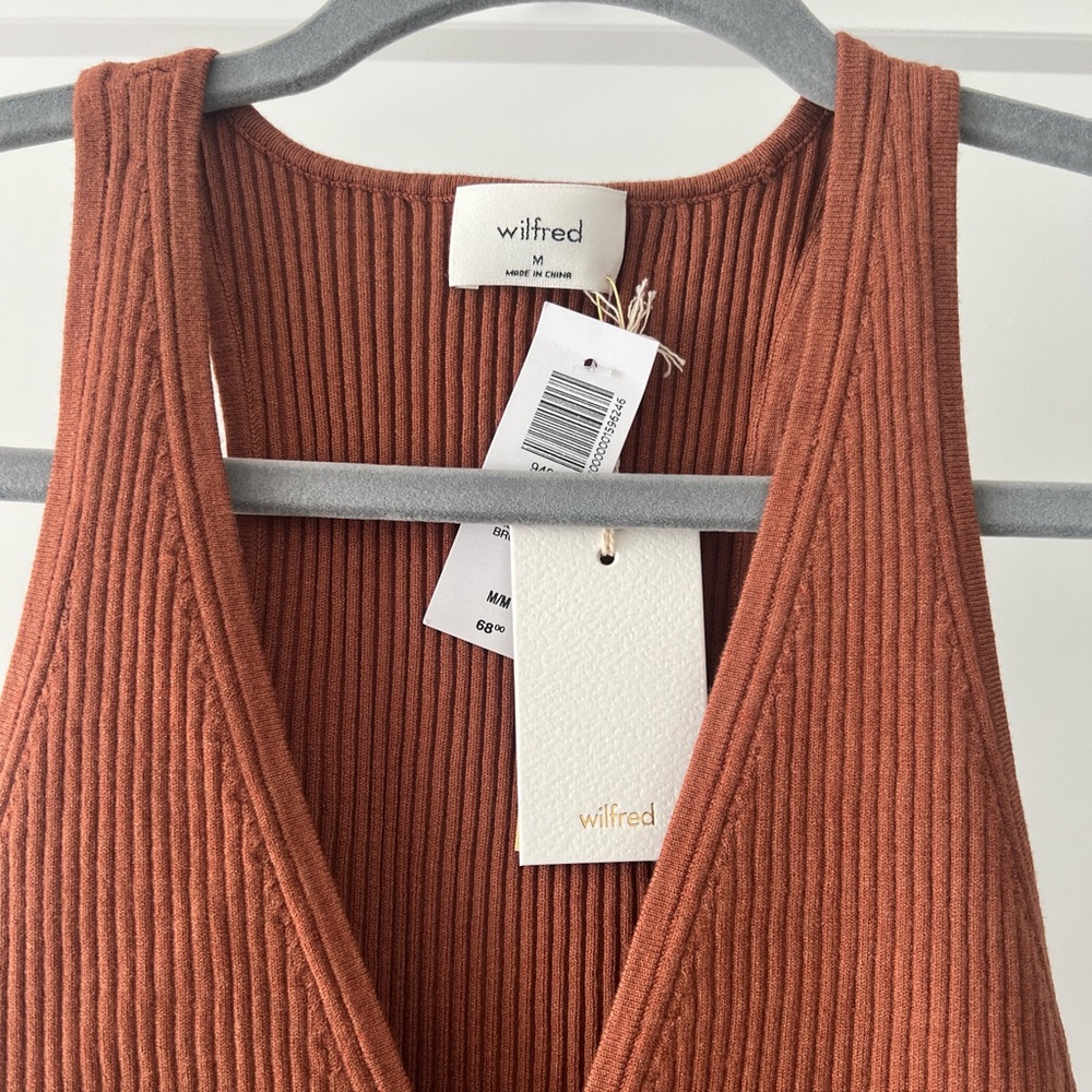 BRAND NEW Aritzia Affinity top - Picture 2 of 5